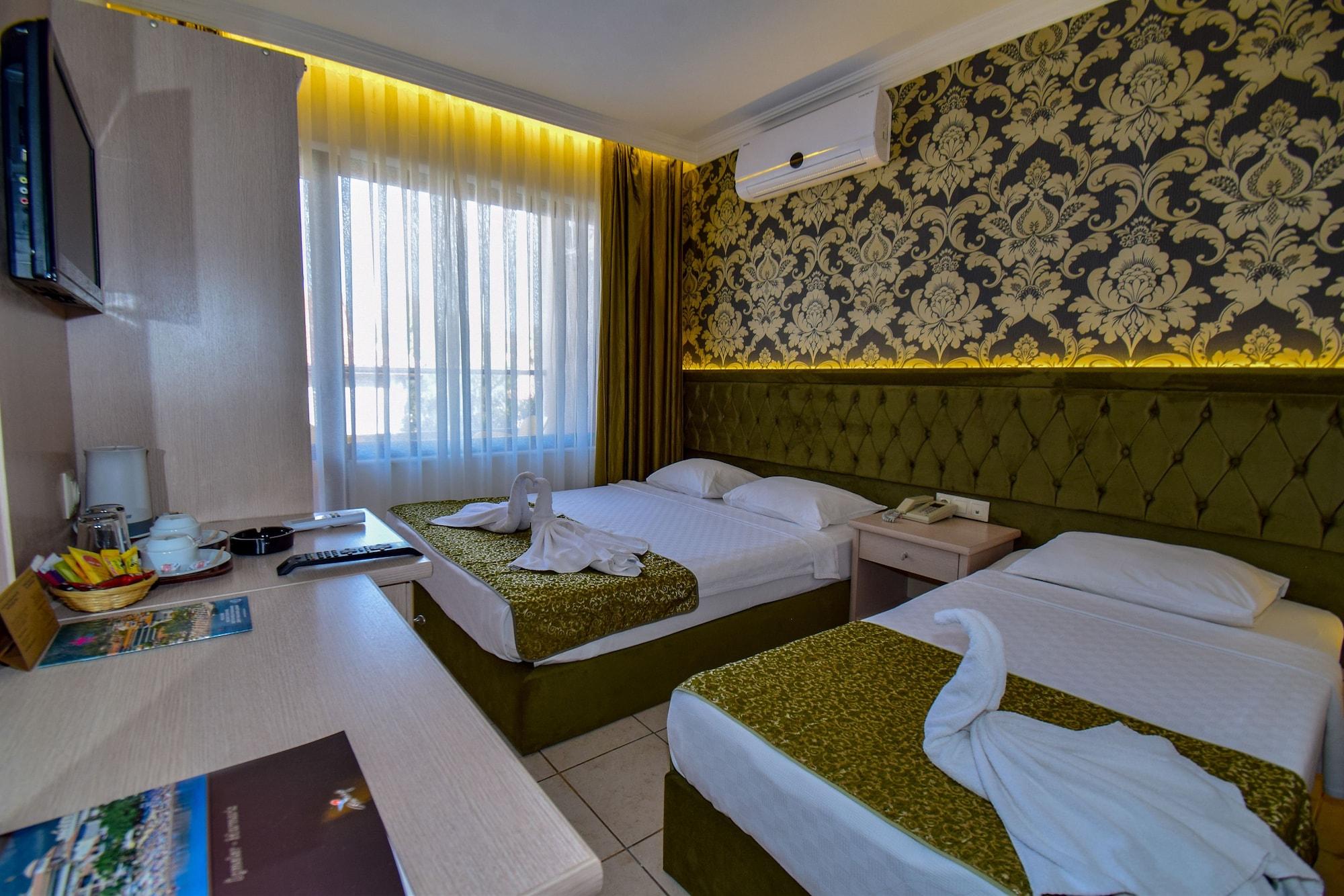 Juniper Hotel Ичмелер Екстериор снимка