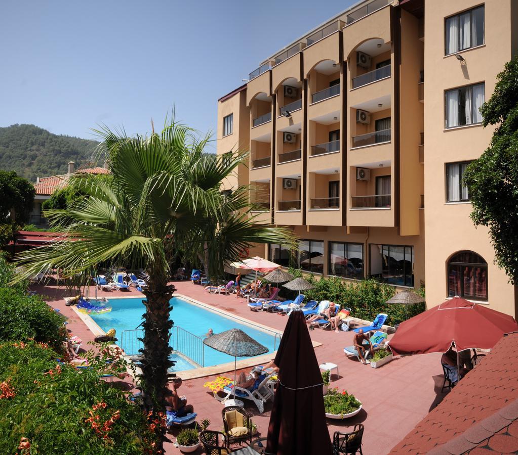 Juniper Hotel Ичмелер Екстериор снимка