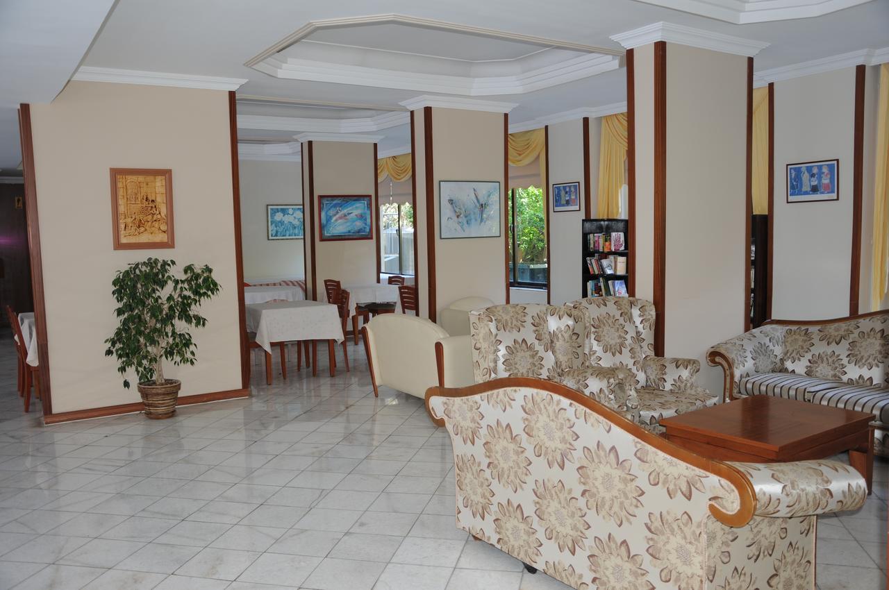 Juniper Hotel Ичмелер Екстериор снимка